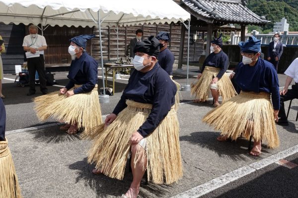 鵜飼の安全と豊漁願い「鮎供養」