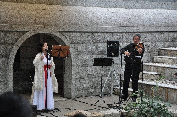 音楽と芸術が織り成す錦秋の空間 法福寺