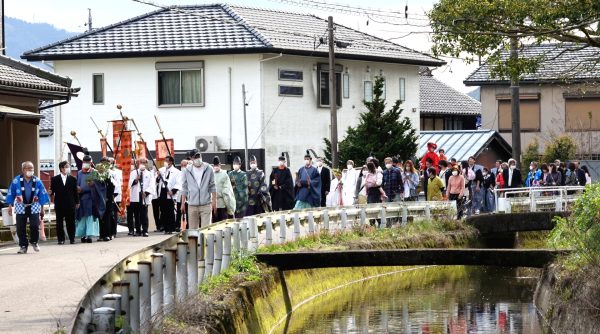 「稚児山の芸能」４年ぶりに奉納！！　岐阜・三輪祭り