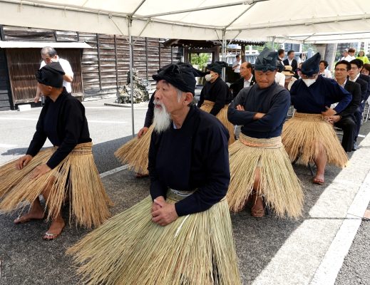 川の安全と豊漁を願い長良川まつり・鮎供養