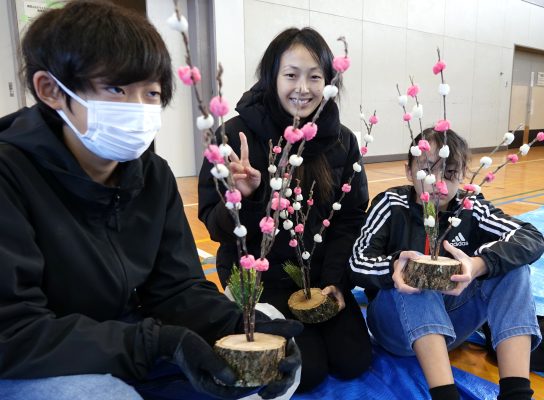 家族そろって「花もち」作ったよ！！　岐阜・岩野田北