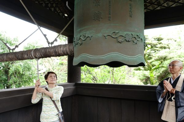 平和願う鐘の音響く !!　岐阜空襲から80年